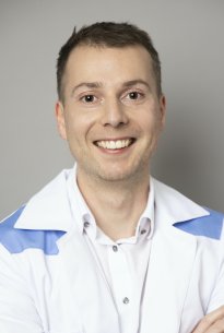 Dr. Fehér György
